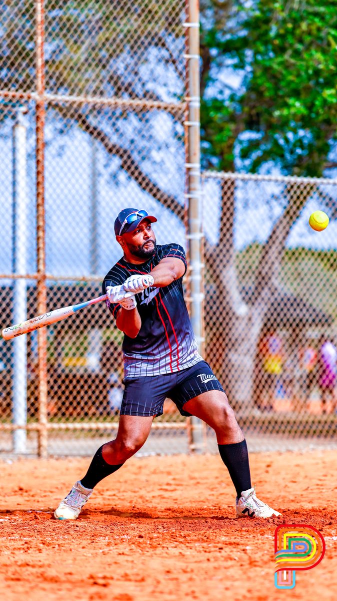 Titans softball